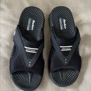 Skechers Women’s  Black Slide Sandals size 7